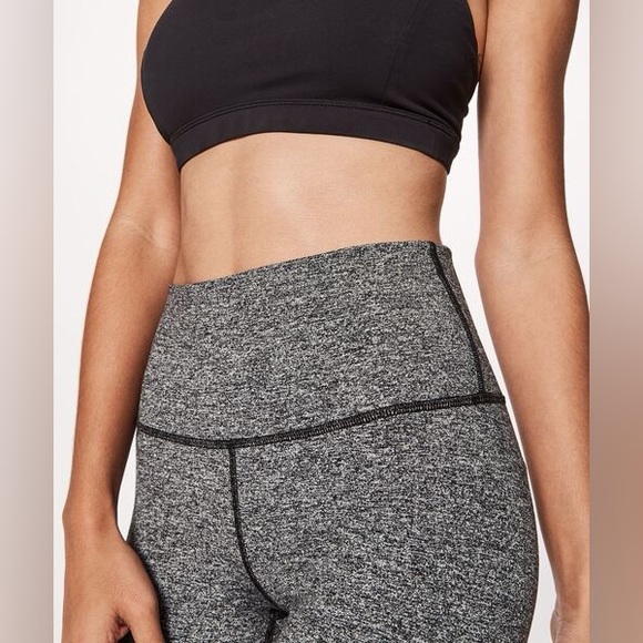 Lululemon Wunder Under High Rise Crop *23 w/luon fabric in heather - size 4 - Picture 6 of 13